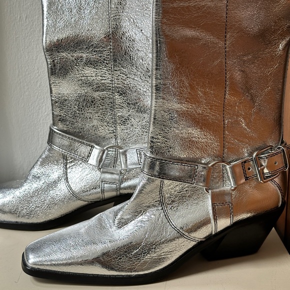 Caverly Milly Boot Crinkle Silver Size 39 - Picture 10 of 16